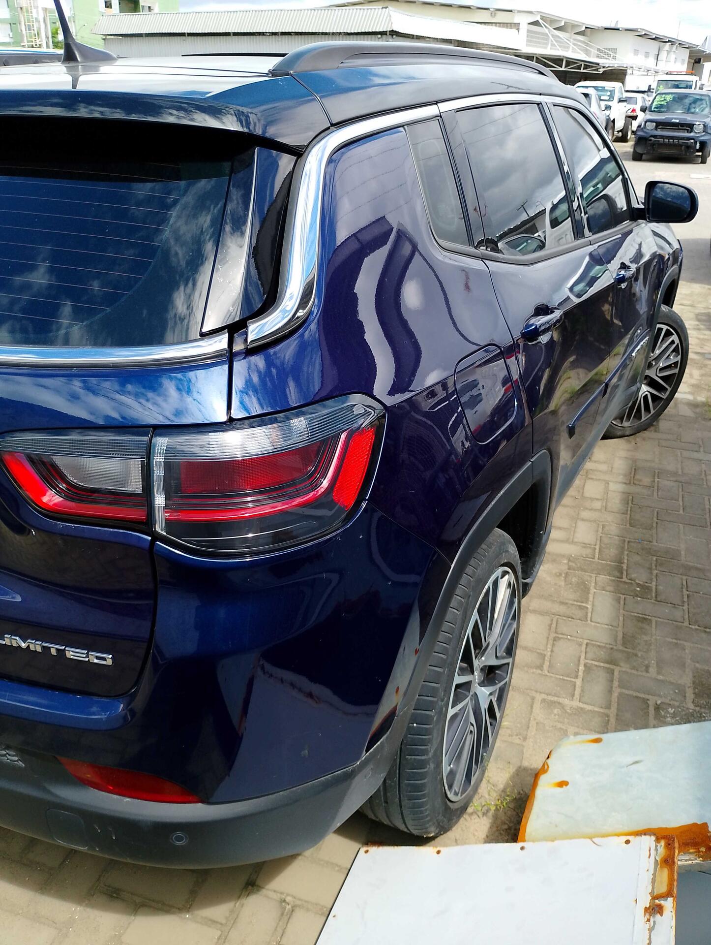 JEEP / COMPASS LIMITED TD DIESEL 2023/2023 — foto 6 de 40