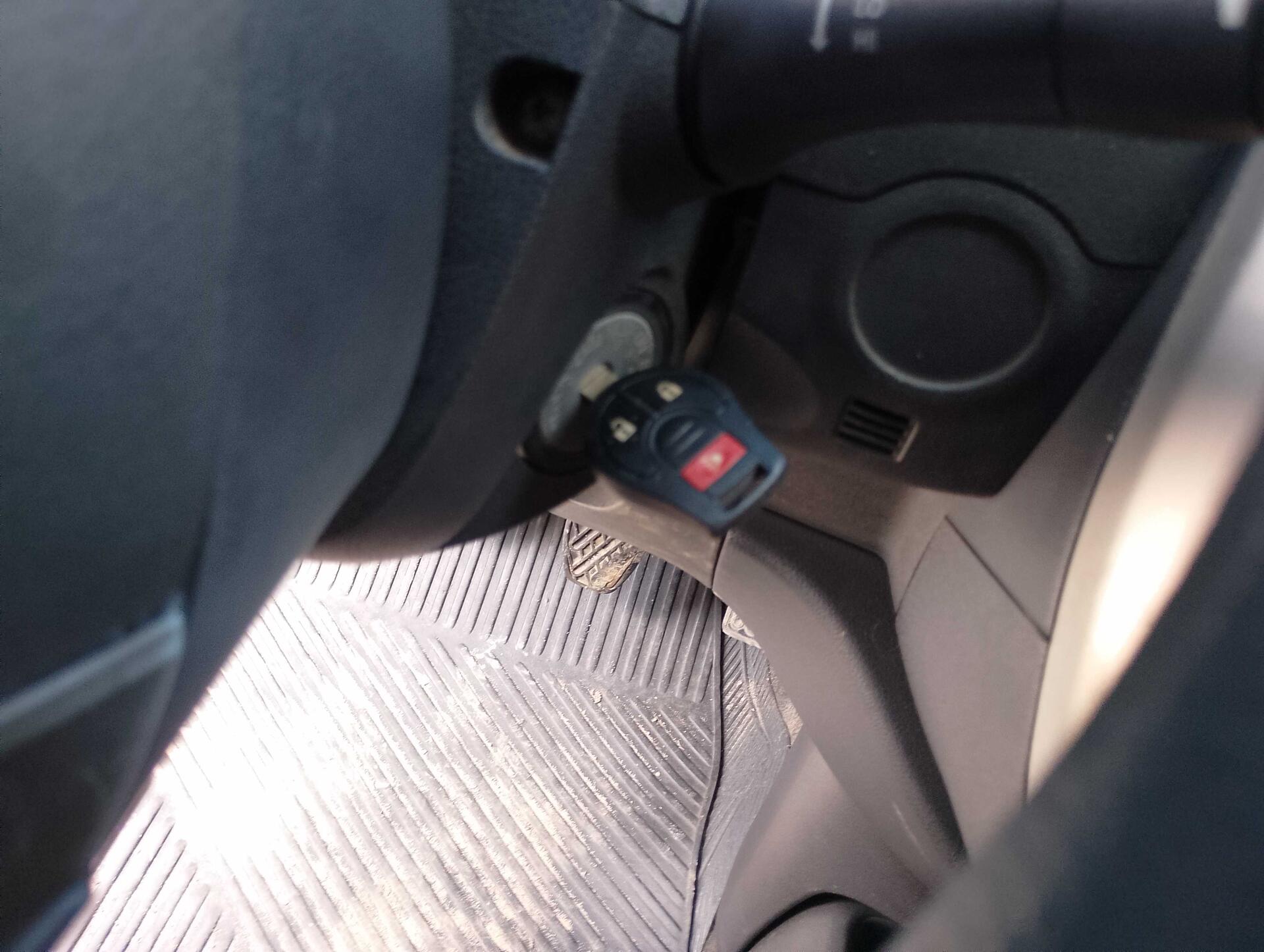 NISSAN / MARCH SV 1.0 12V F4P GNV_FLEX 2015/2016 — foto 11 de 40