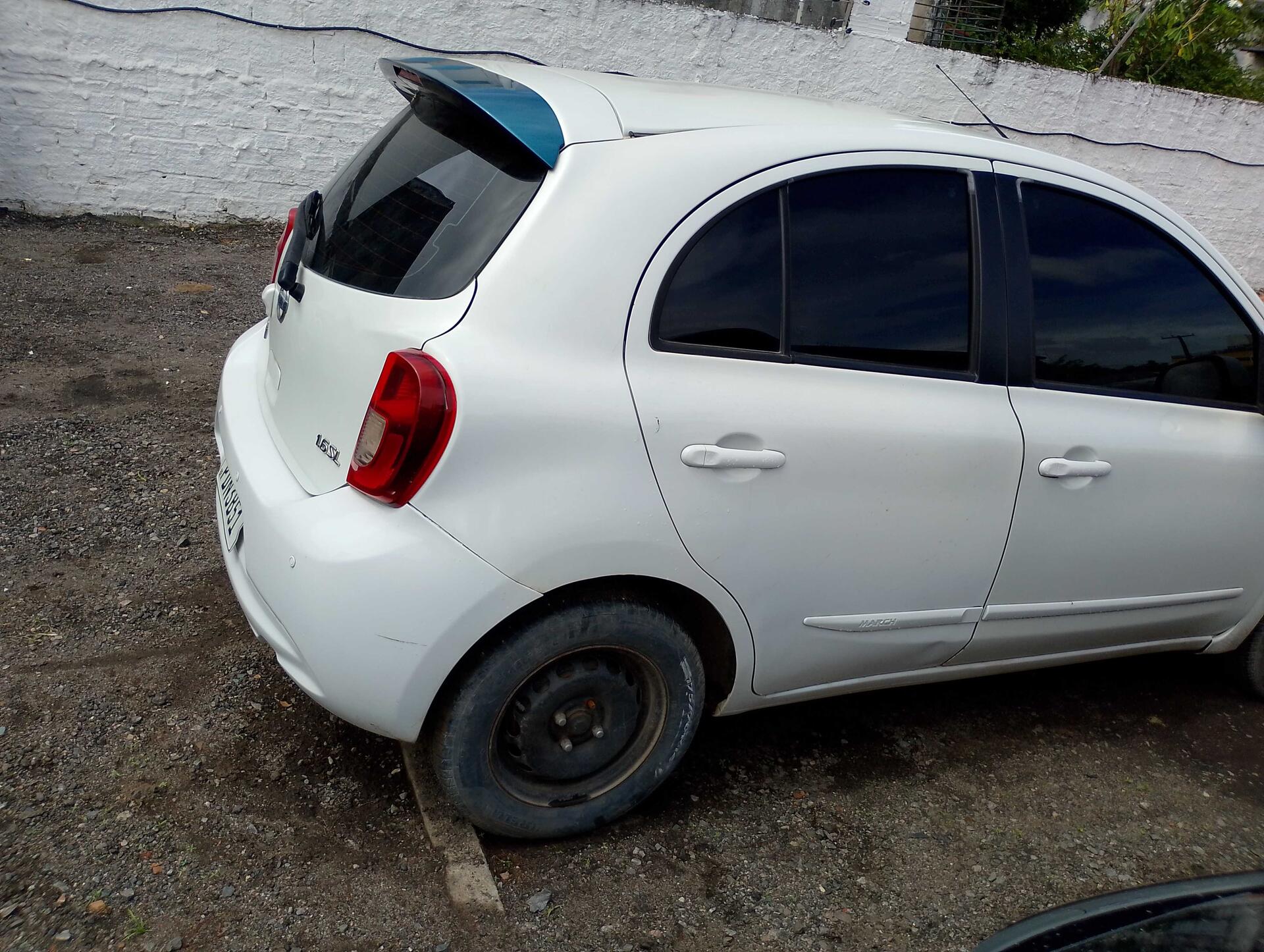 NISSAN / MARCH SV 1.0 12V F4P GNV_FLEX 2015/2016 — foto 34 de 40