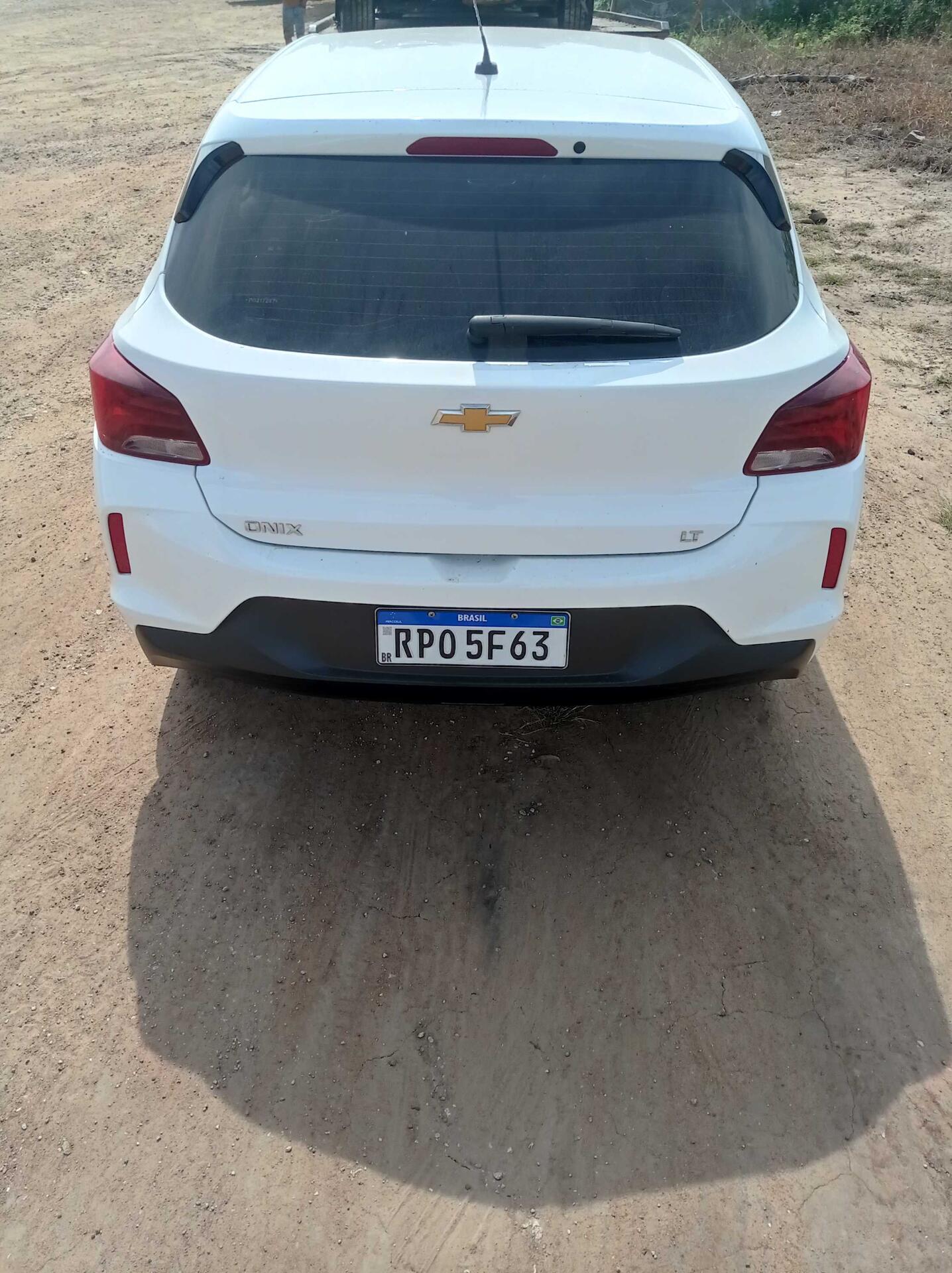 CHEVROLET / ONIX HATCH LT 1.0 12V 4P FMEC FLEX 2022/2023 — foto 22 de 40