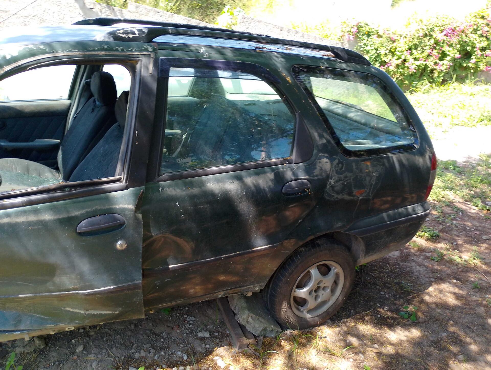 (SUCATA) FIAT / PALIO WEEKEND 6MARCHAS 1.0 MPI 1999/2000 — foto 5 de 40