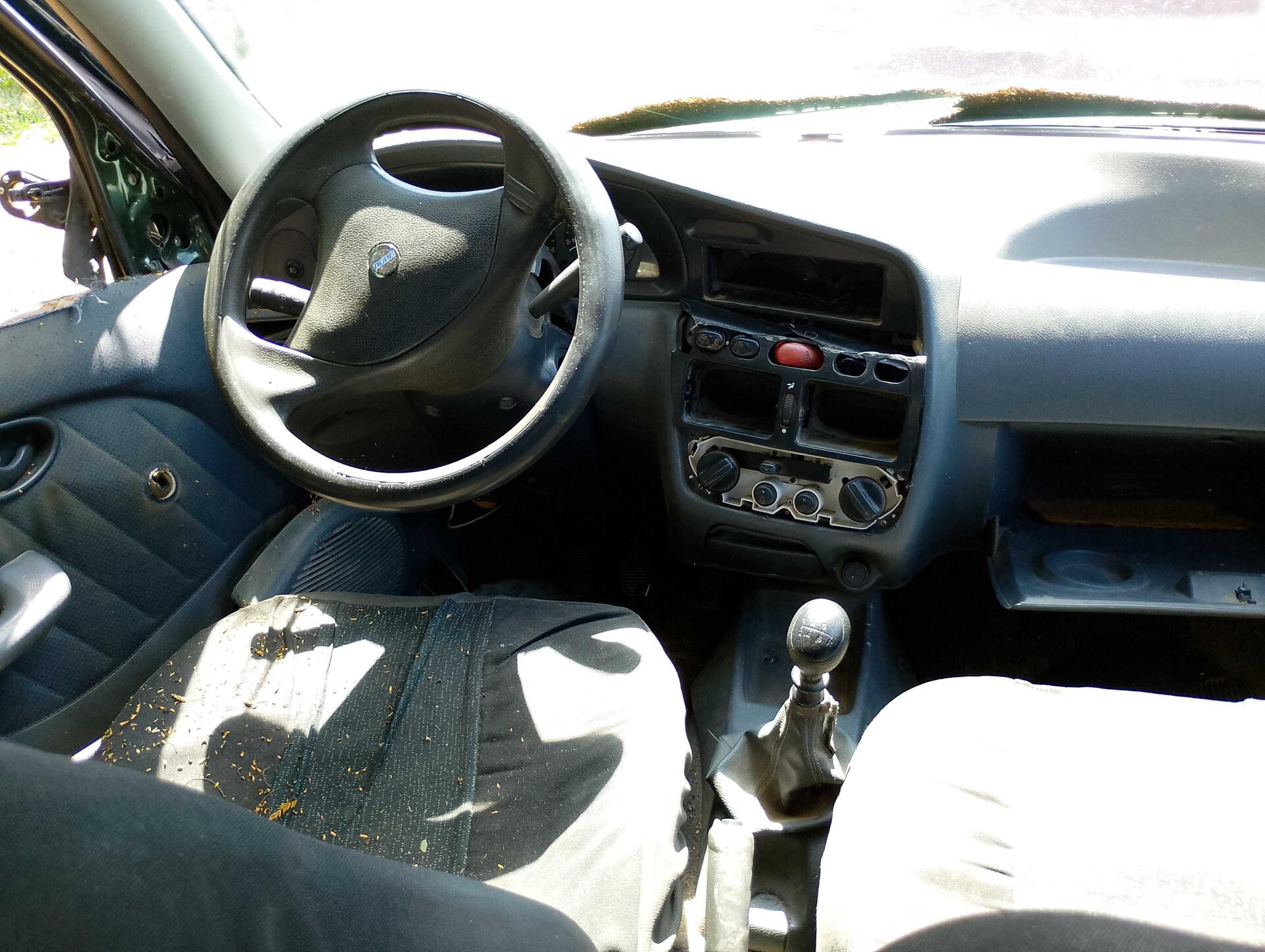 (SUCATA) FIAT / PALIO WEEKEND 6MARCHAS 1.0 MPI 1999/2000 — foto 15 de 40