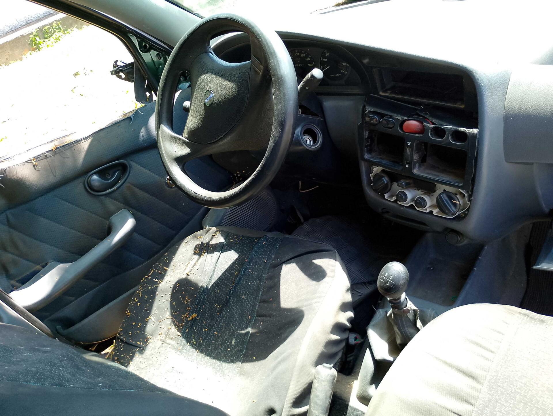 (SUCATA) FIAT / PALIO WEEKEND 6MARCHAS 1.0 MPI 1999/2000 — foto 18 de 40
