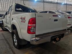 TOYOTA / HILUX CD SRV D4-D 4X4 3.0 TDI DSL AUT