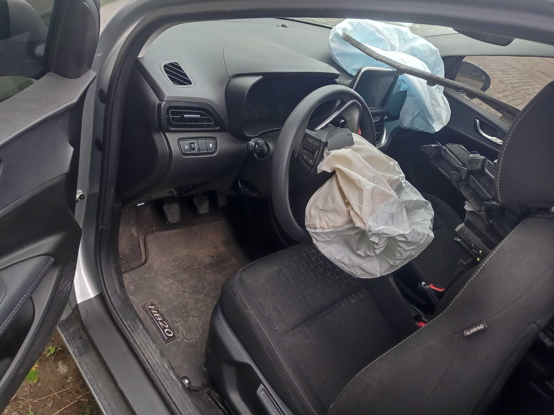 HYUNDAI / HB20 10M LIMITED 2024/2025 — foto 8 de 40
