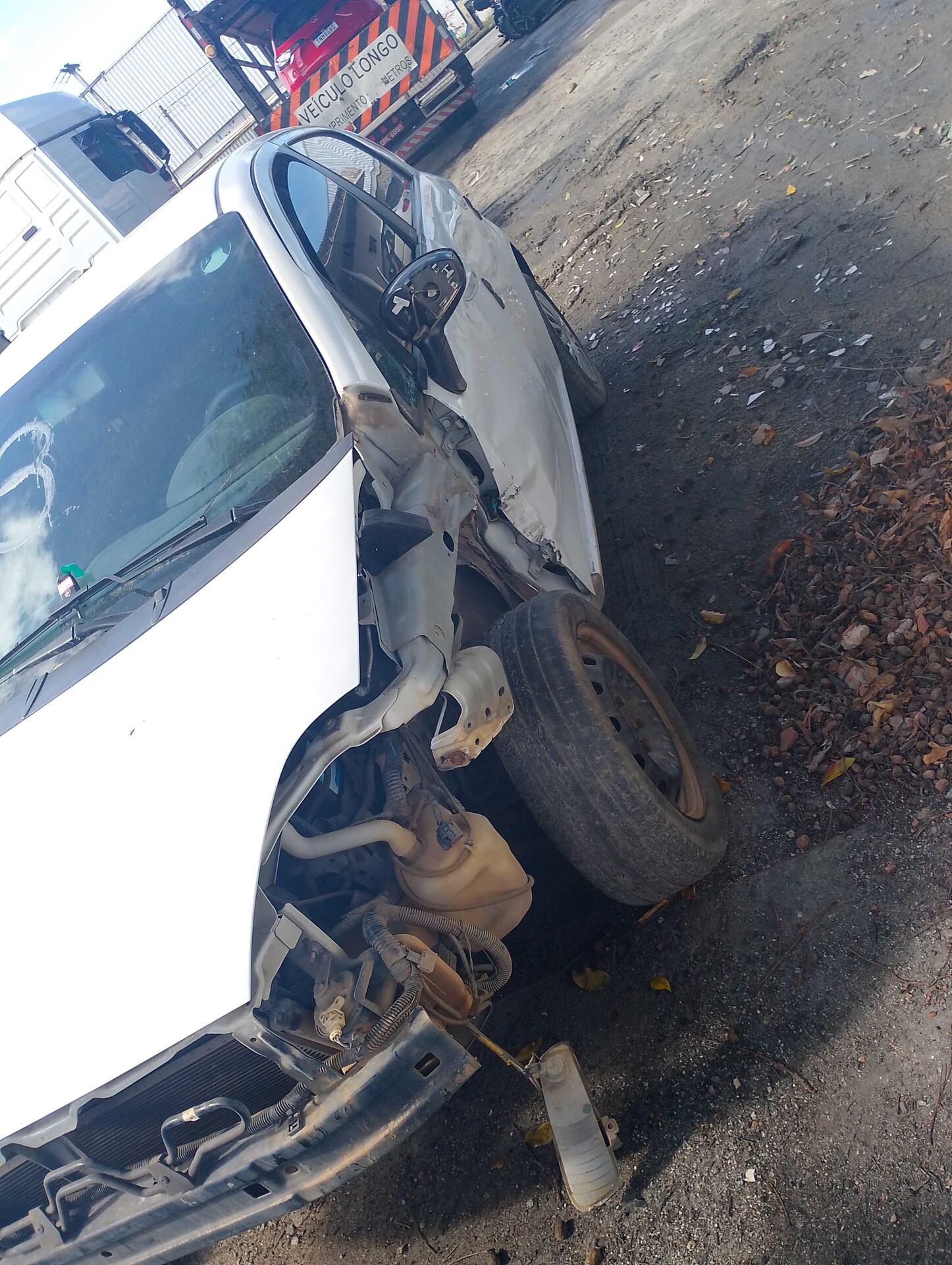 FIAT / PUNTO ATTRACTIVE 1.4 FIRE FLEX 8V 5P 2013/2014 — foto 8 de 30