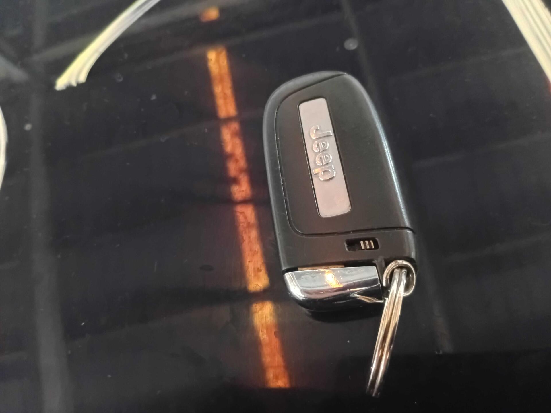 JEEP / COMPASS LIMITED TD DIESEL 2023/2023 — foto 20 de 40