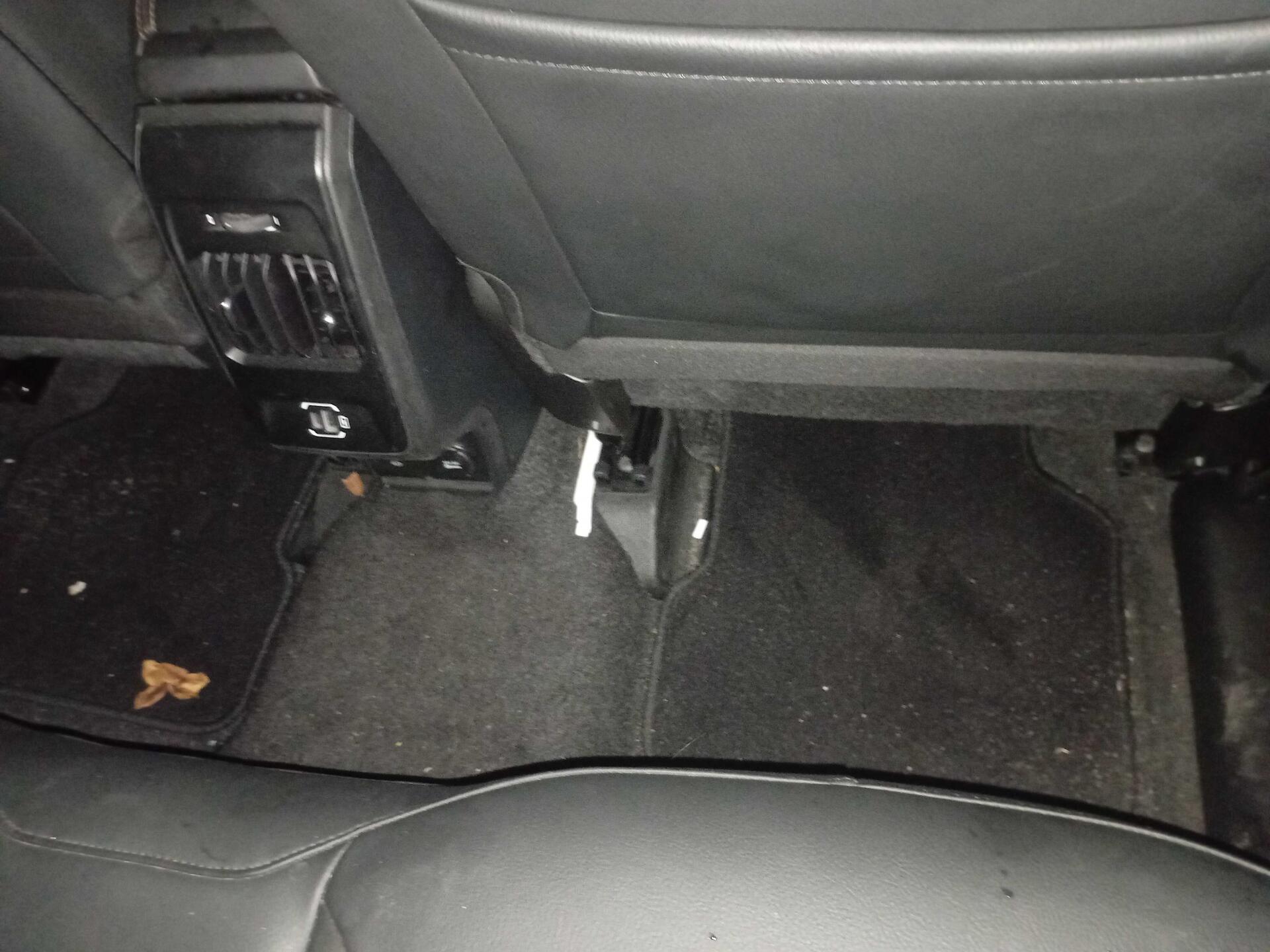 JEEP / COMPASS LIMITED TD DIESEL 2023/2023 — foto 32 de 40