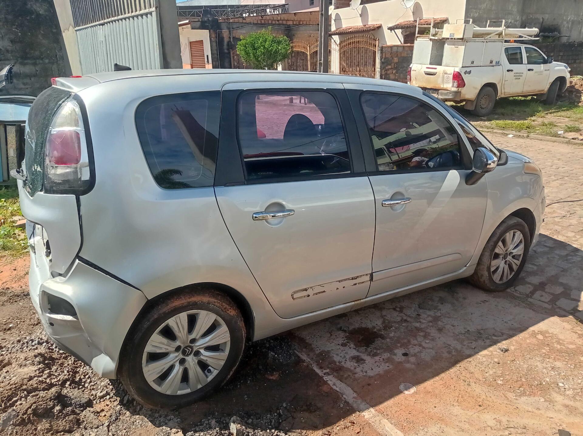 CITROEN / C3 PICASSO EXCLUSIVE 1.6 FLEX 16V 5P AUT 2011/2012 — foto 22 de 40