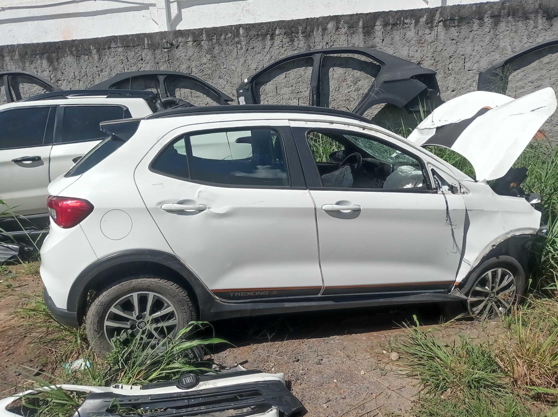 (SUCATA) FIAT / ARGO TREKKING 1.3AT 2023/2024 — foto 21 de 40