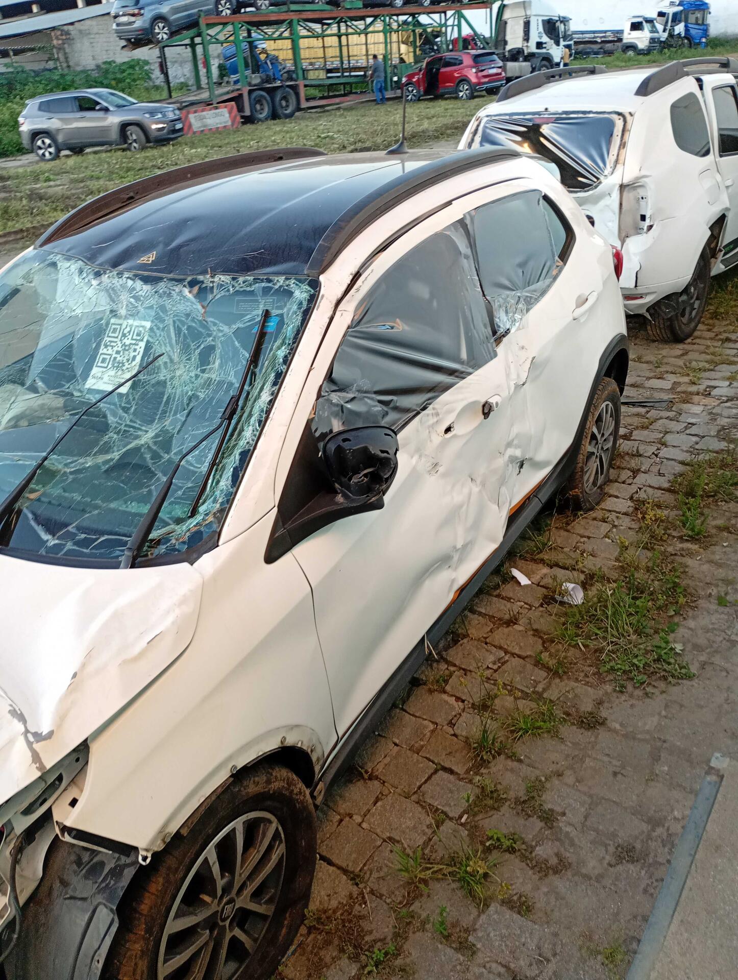 (SUCATA) FIAT / ARGO TREKKING 1.3AT 2023/2024 — foto 26 de 40
