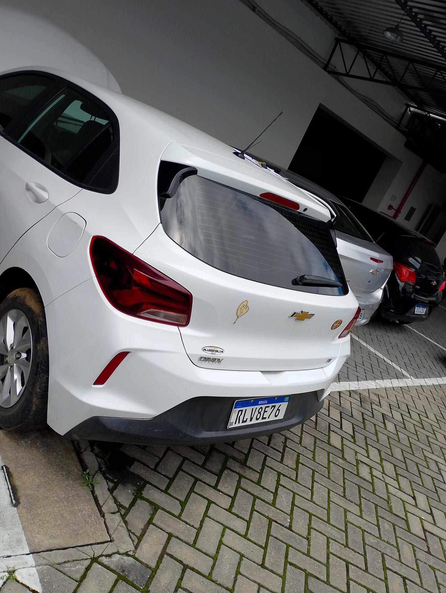 CHEVROLET / ONIX 10MT LT2 FLEX 2021/2022 — foto 8 de 40