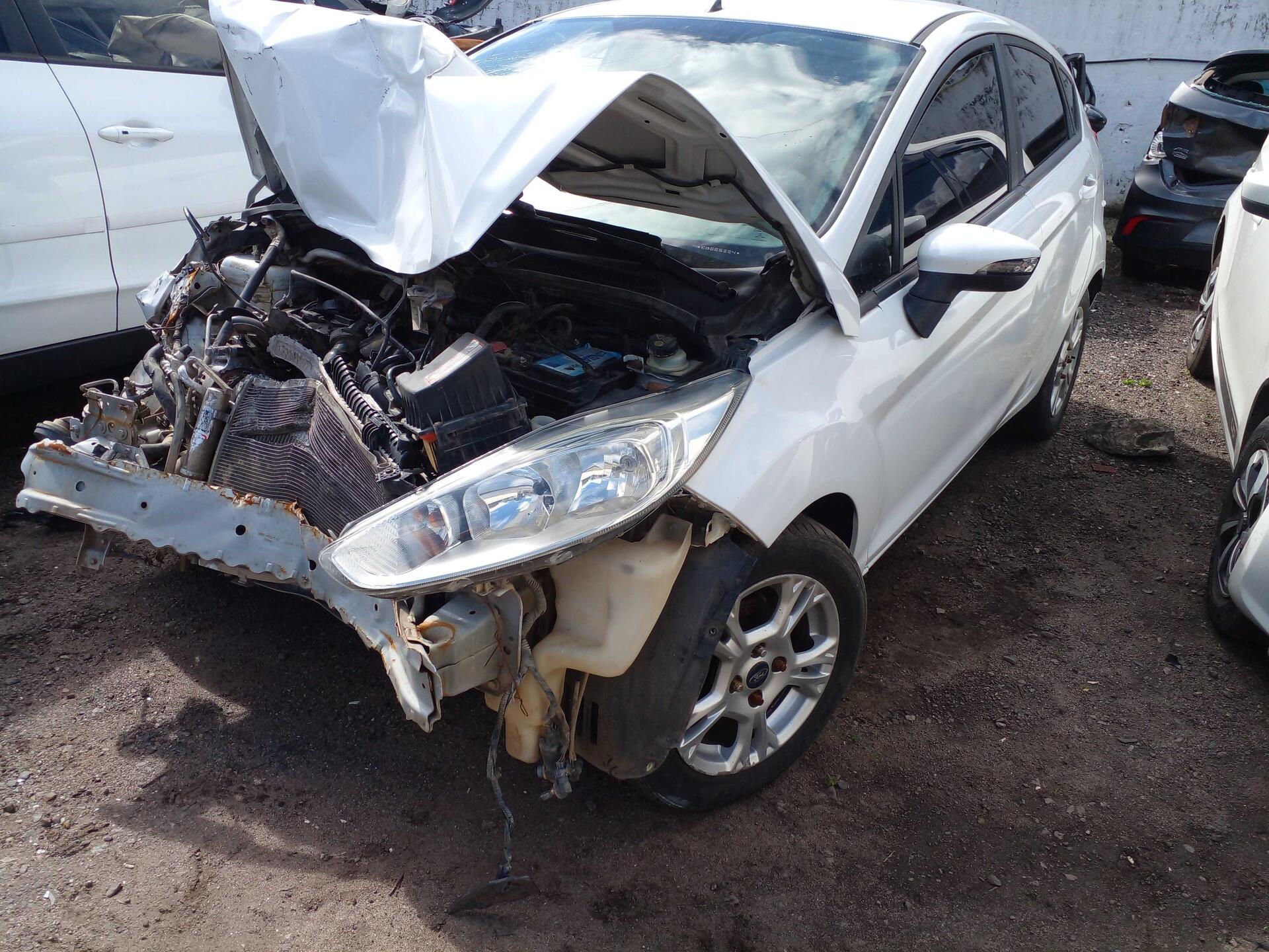 FORD / NEW FIESTA HATCH SE 1.6 16V AUT FLEX 2013/2014 — foto 12 de 40