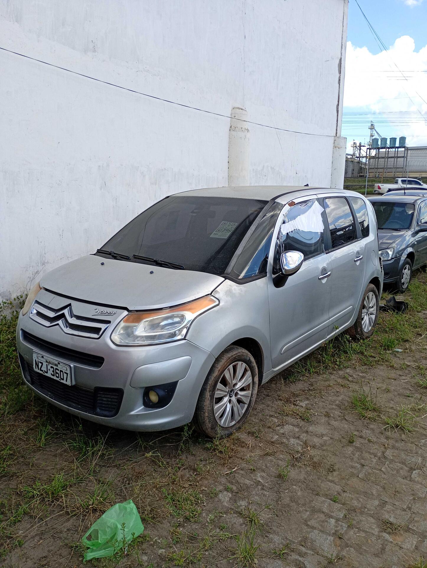 CITROEN / C3 PICASSO EXCLUSIVE 1.6 FLEX 16V 5P AUT 2011/2012 — foto 26 de 40