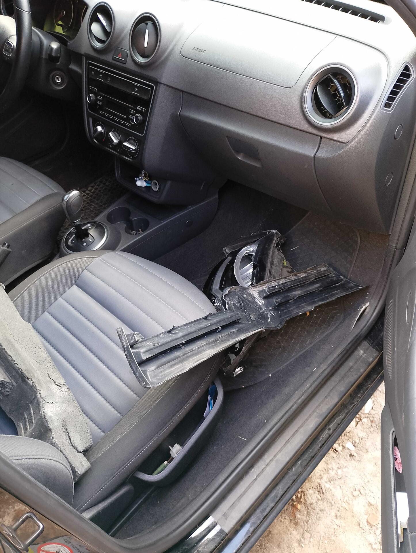VW / NOVO GOL 1.6 HIGHLINE 2014/2014 — foto 8 de 40