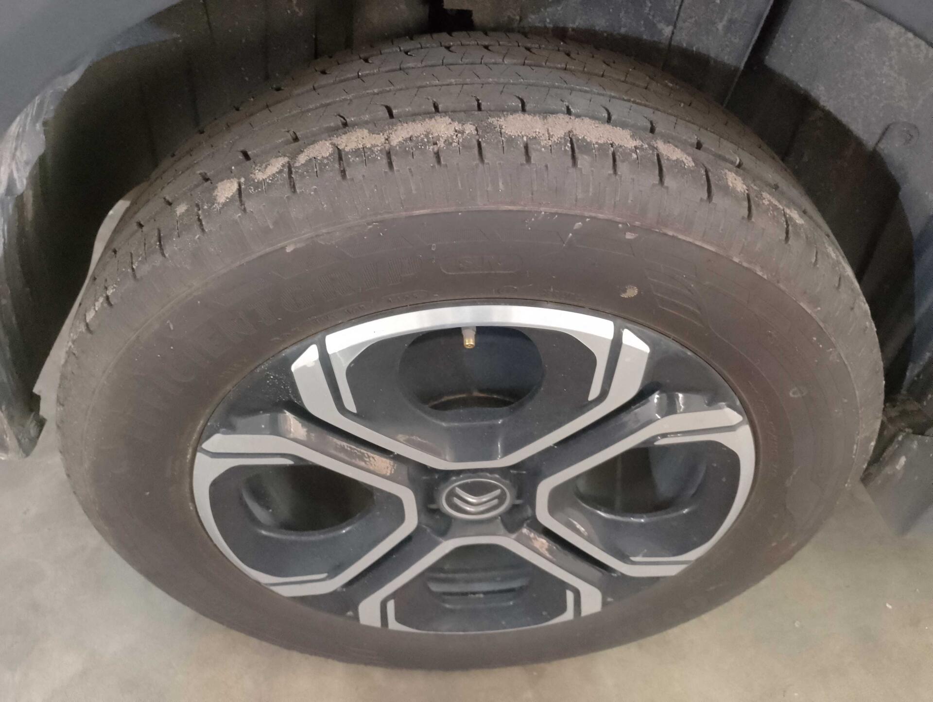 (SUCATA) CITROEN / C-3 AIRCROSS7 SHINE 1.0 T200 FLEX 2025/2026 — foto 36 de 40