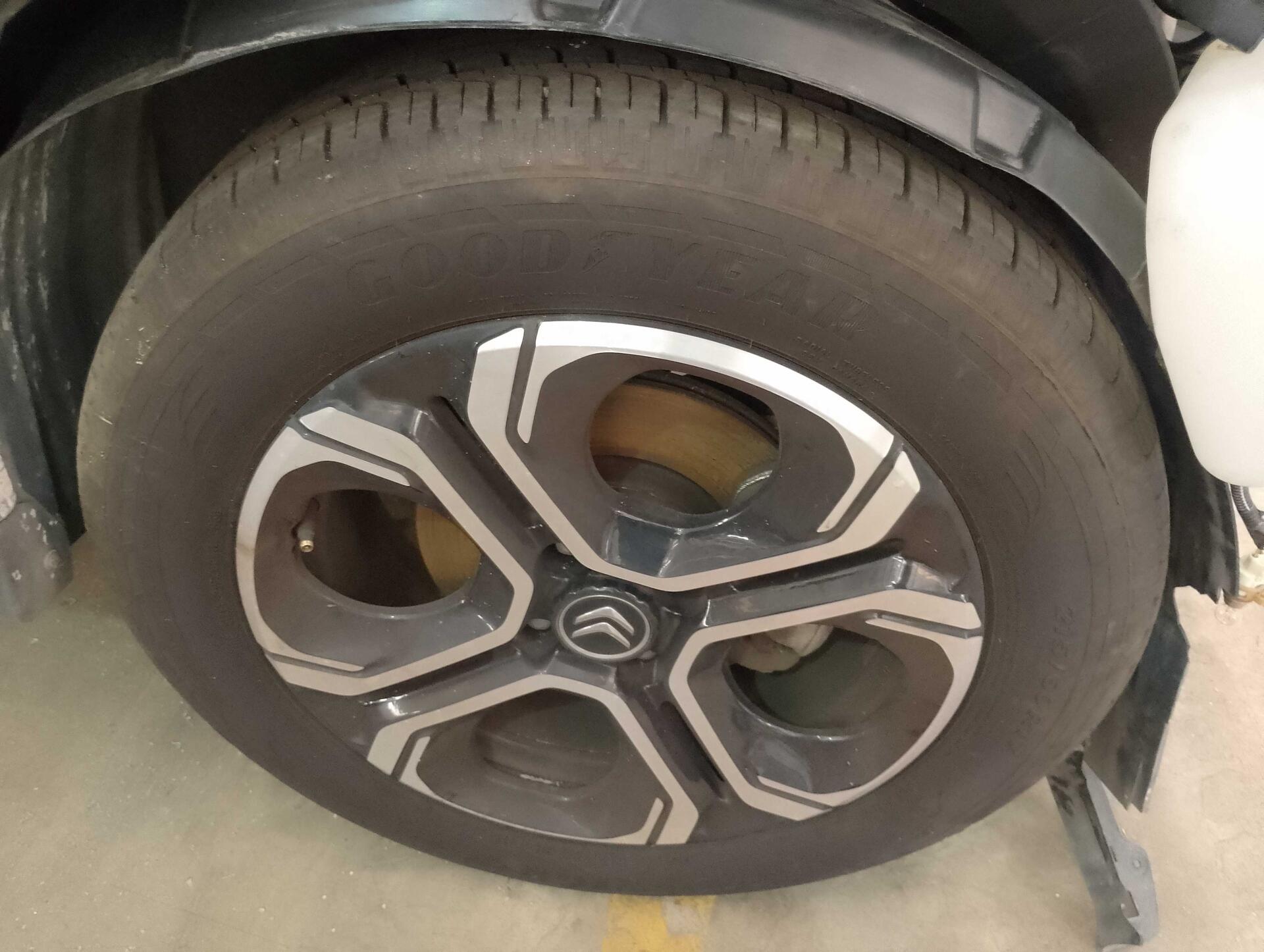 (SUCATA) CITROEN / C-3 AIRCROSS7 SHINE 1.0 T200 FLEX 2025/2026 — foto 37 de 40