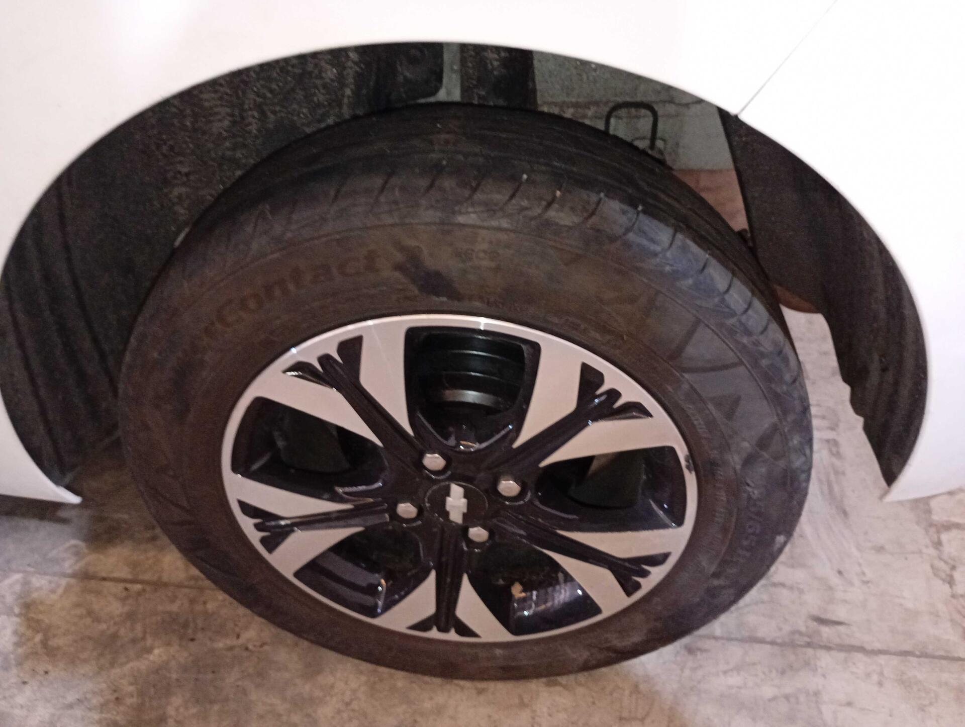 CHEVROLET / ONIX HATCH LT 1.0 12V 4P MEC FLEX 2024/2025 — foto 32 de 40