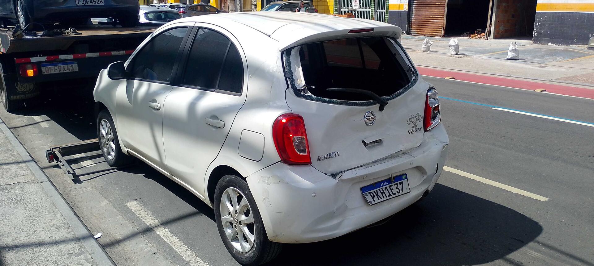 NISSAN / MARCH 16SV FLEX 2016/2017 — foto 5 de 40