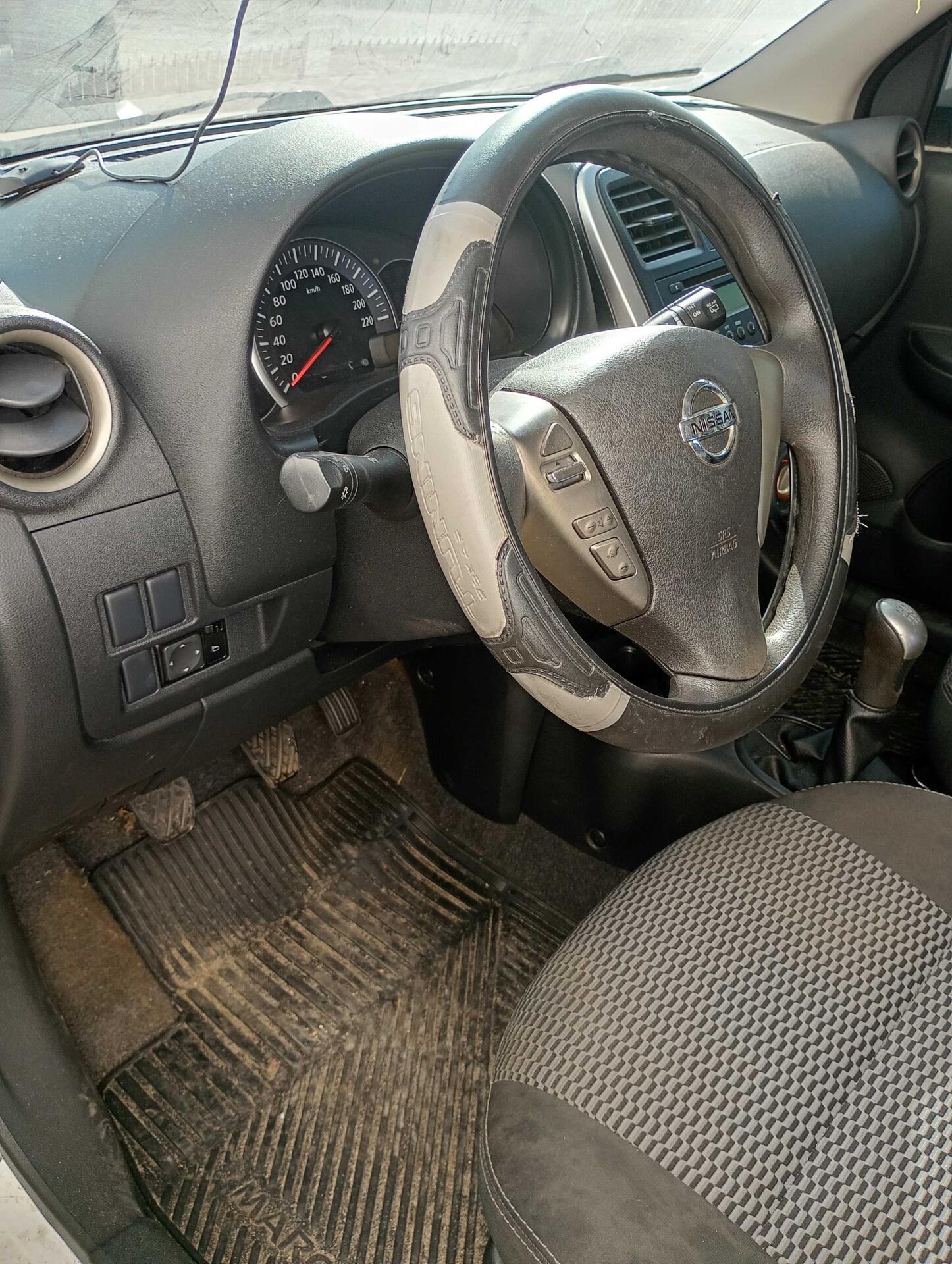 NISSAN / MARCH 16SV FLEX 2016/2017 — foto 24 de 40