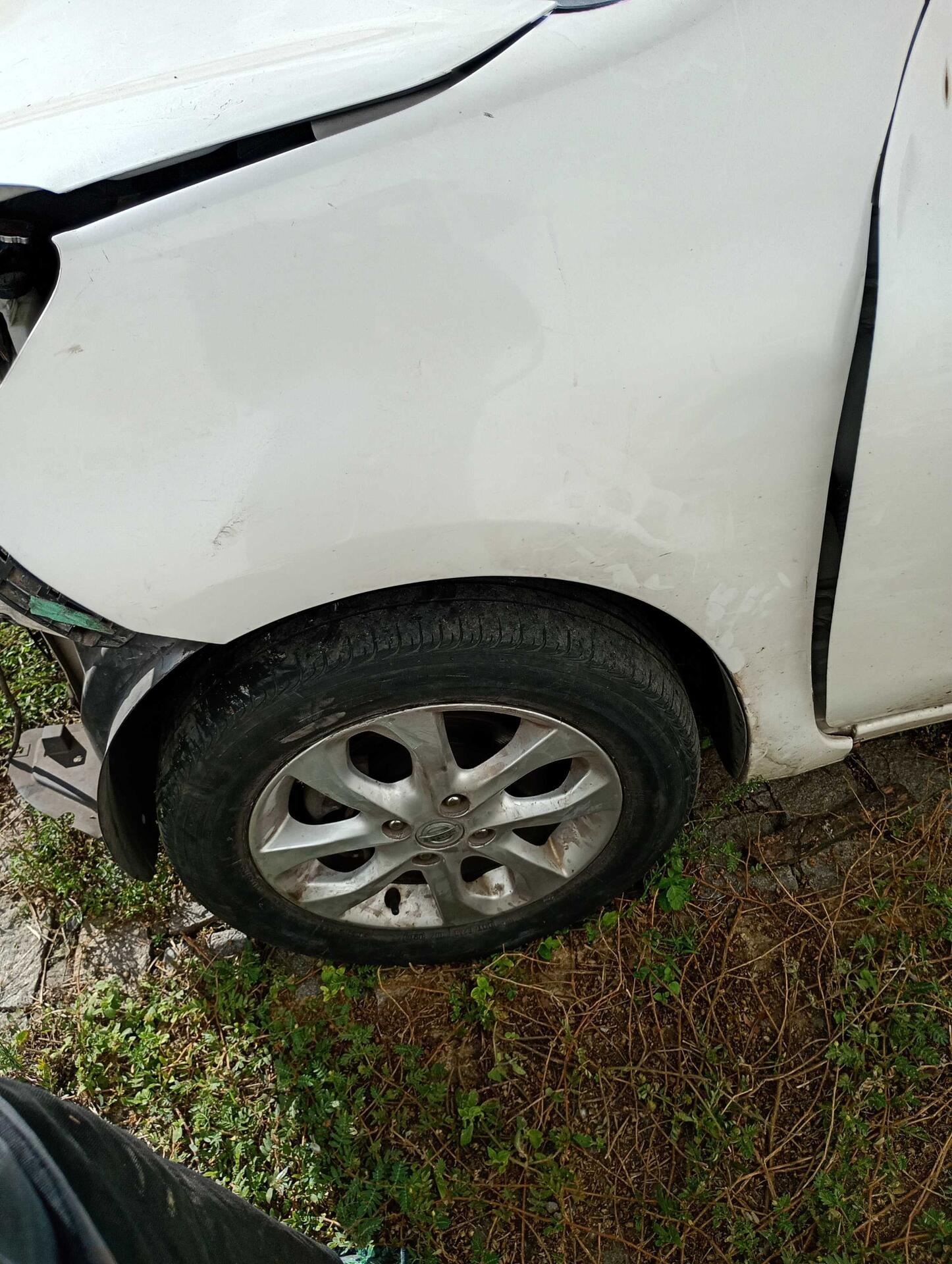 NISSAN / MARCH 16SV FLEX 2016/2017 — foto 32 de 40