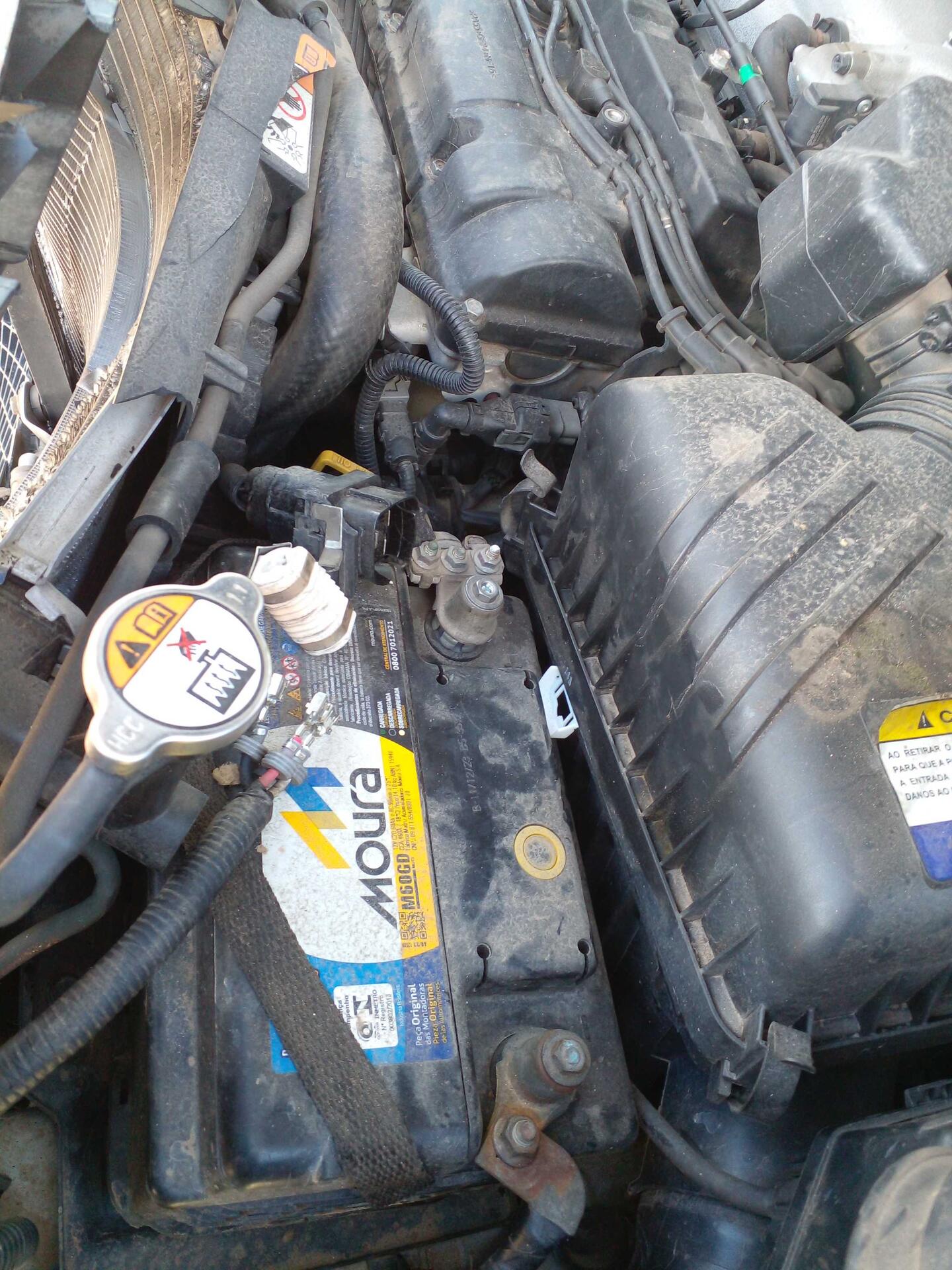 HYUNDAI / TUCSON GLS 4X2-AT 2.0 16V 4P A FLEX 2013/2014 — foto 12 de 40