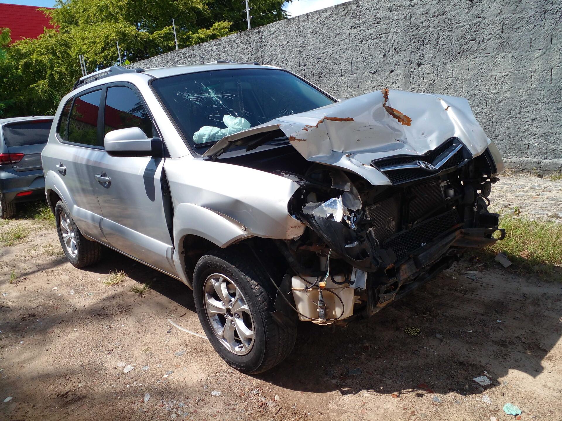 HYUNDAI / TUCSON GLS 4X2-AT 2.0 16V 4P A FLEX 2013/2014 — foto 23 de 40