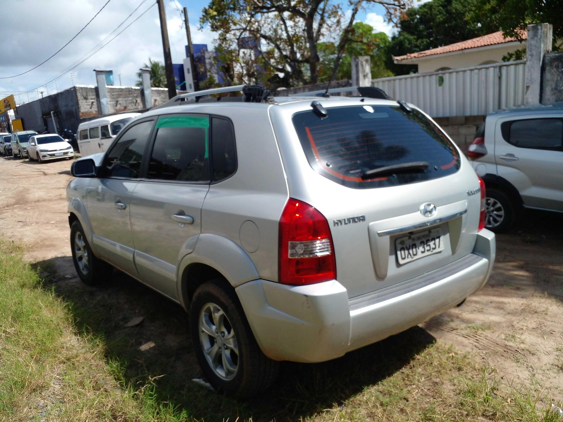 HYUNDAI / TUCSON GLS 4X2-AT 2.0 16V 4P A FLEX 2013/2014 — foto 25 de 40