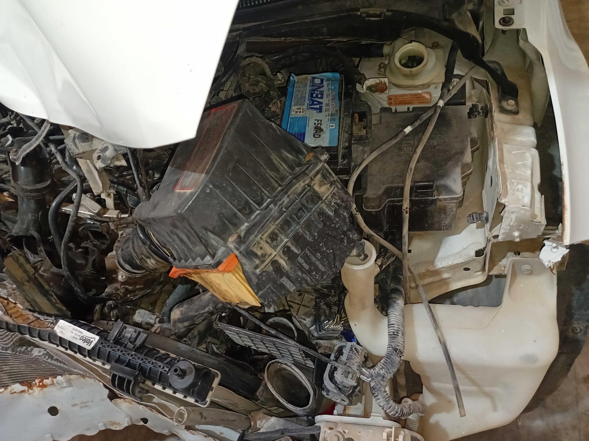 FORD / NEW FIESTA HATCH SE 1.6 16V AUT FLEX 2013/2014 — foto 30 de 40