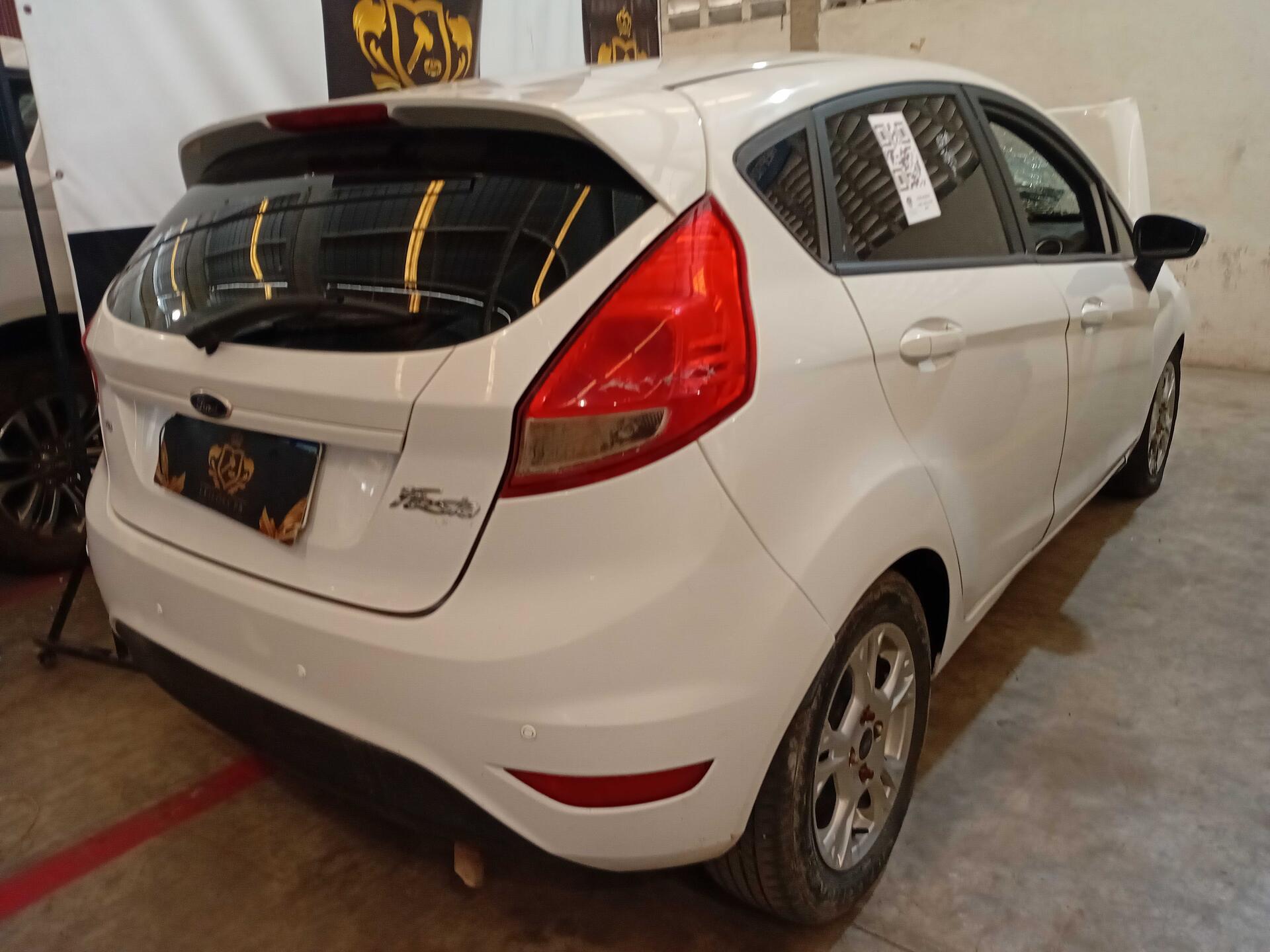 FORD / NEW FIESTA HATCH SE 1.6 16V AUT FLEX 2013/2014 — foto 35 de 40