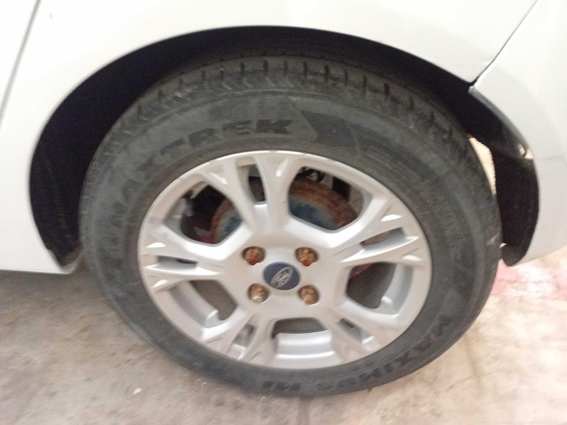 FORD / NEW FIESTA HATCH SE 1.6 16V AUT FLEX 2013/2014 — foto 40 de 40