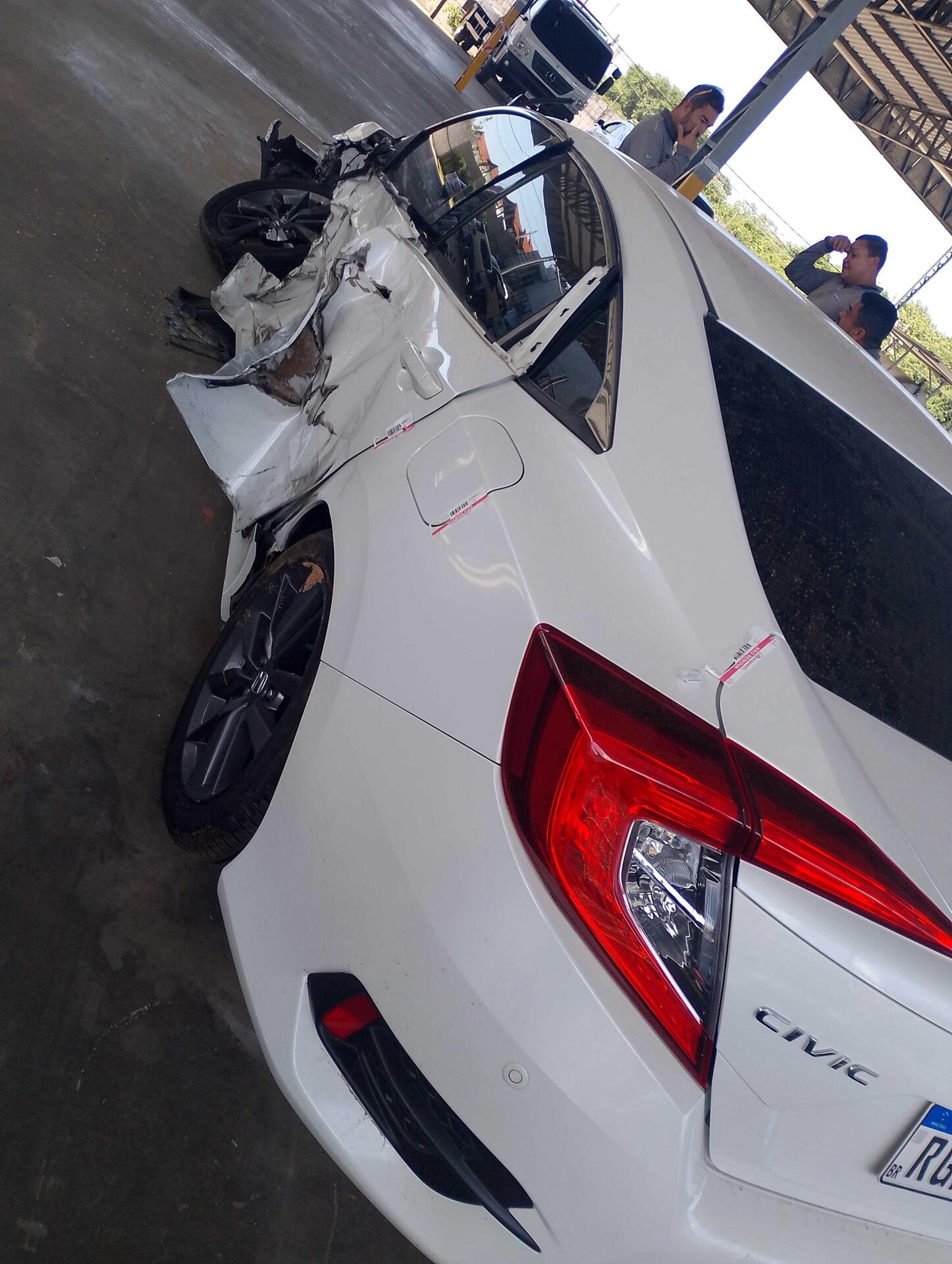 (SUCATA) HONDA / CIVIC SEDAN G10 TOURING 1.5 TURBO 16 GASOLINA 2020/2021 — foto 3 de 28