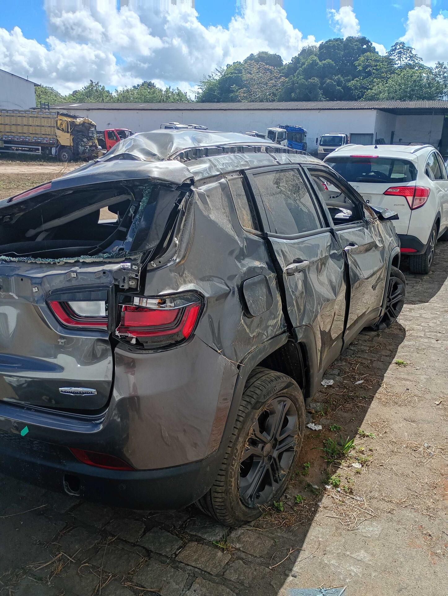(SUCATA) JEEP / COMPASS LONG TF 2023/2024 — foto 38 de 40