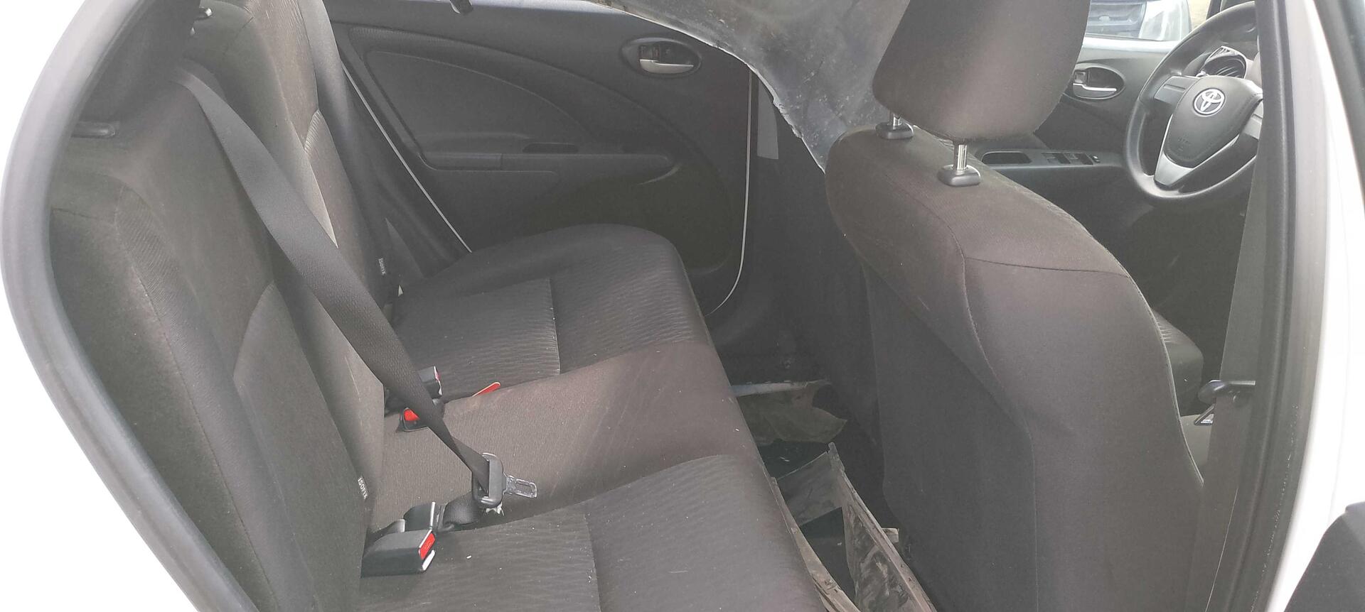 TOYOTA / ETIOS HB X VSC AT 2019/2020 — foto 7 de 40