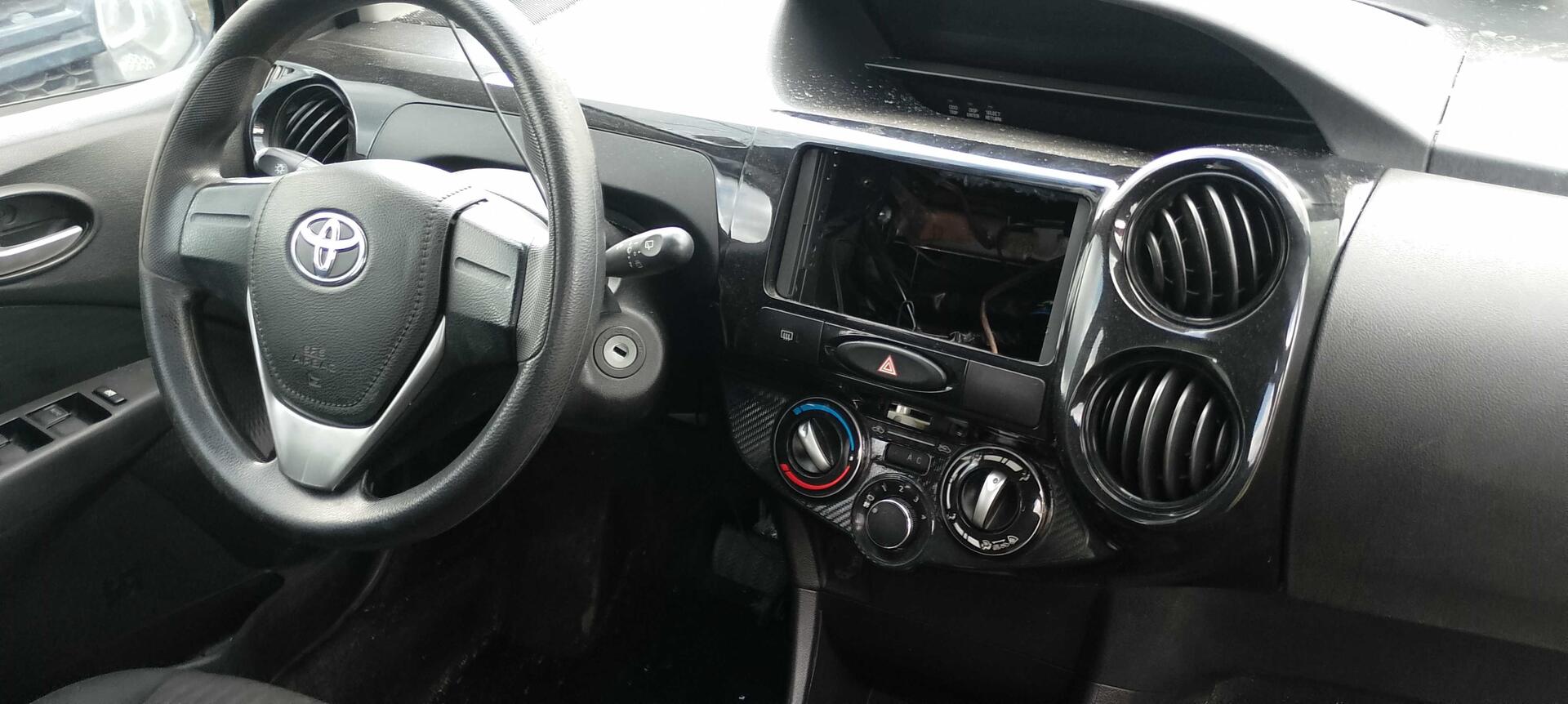 TOYOTA / ETIOS HB X VSC AT 2019/2020 — foto 10 de 40