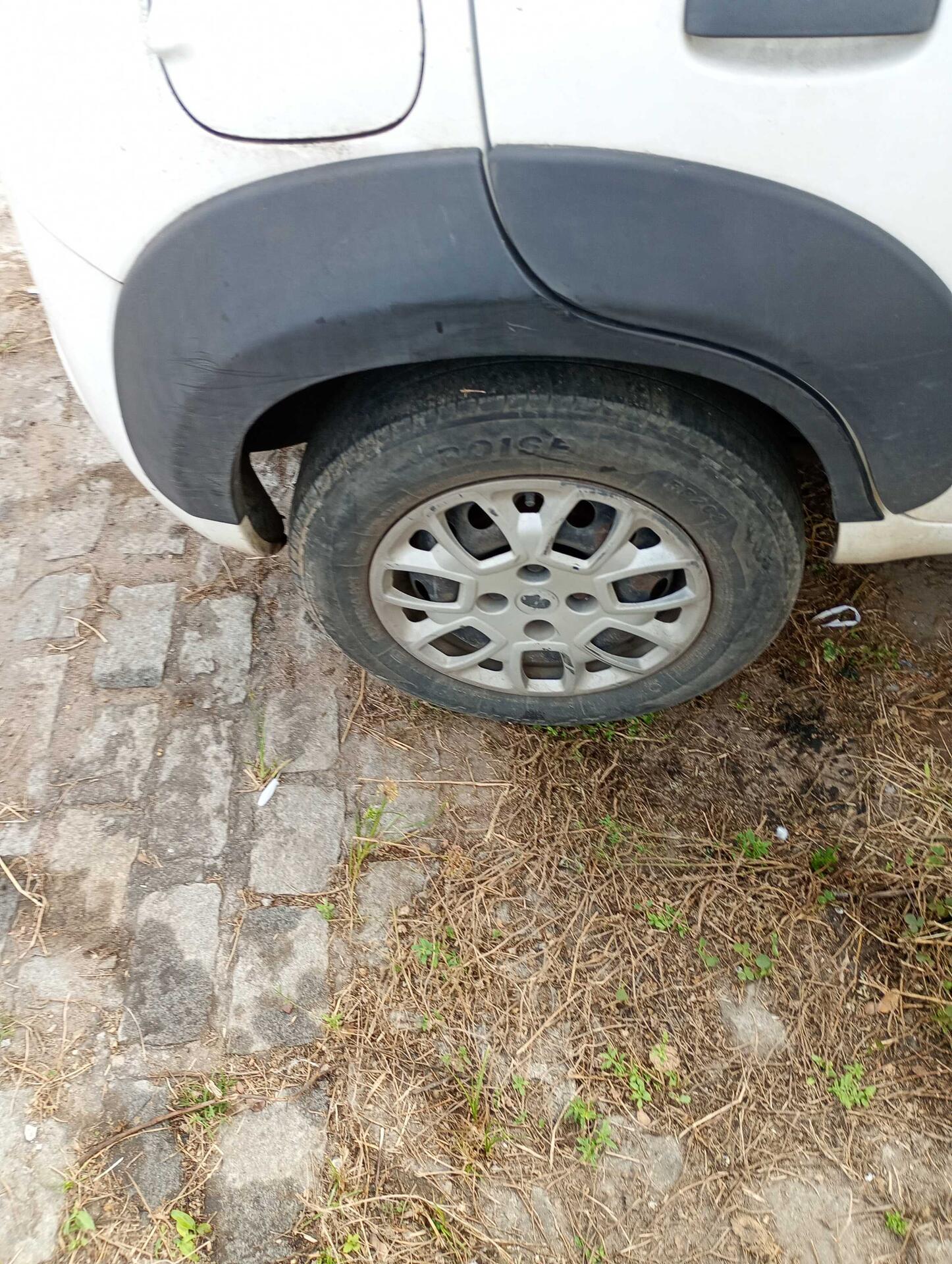 FIAT / UNO WAY 1.3 GSR FLEX 2017/2018 — foto 23 de 40
