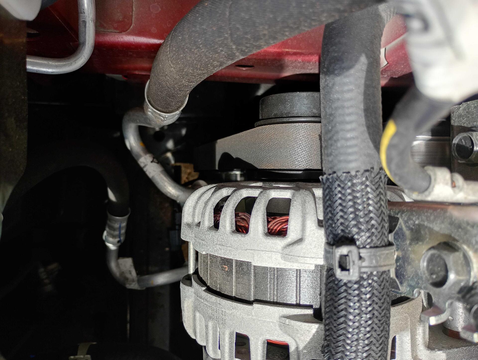 (SUCATA) NISSAN / VERSA EXCL CVT 2026/2026 — foto 25 de 40