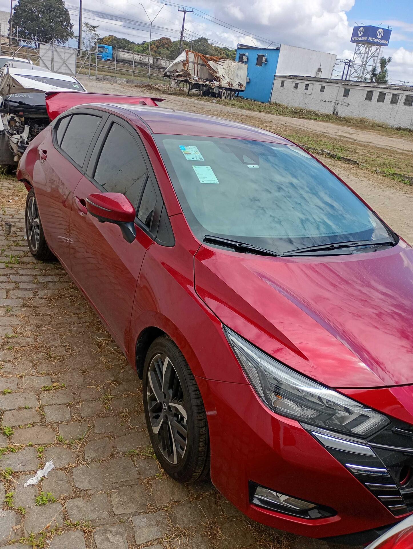(SUCATA) NISSAN / VERSA EXCL CVT 2026/2026 — foto 36 de 40