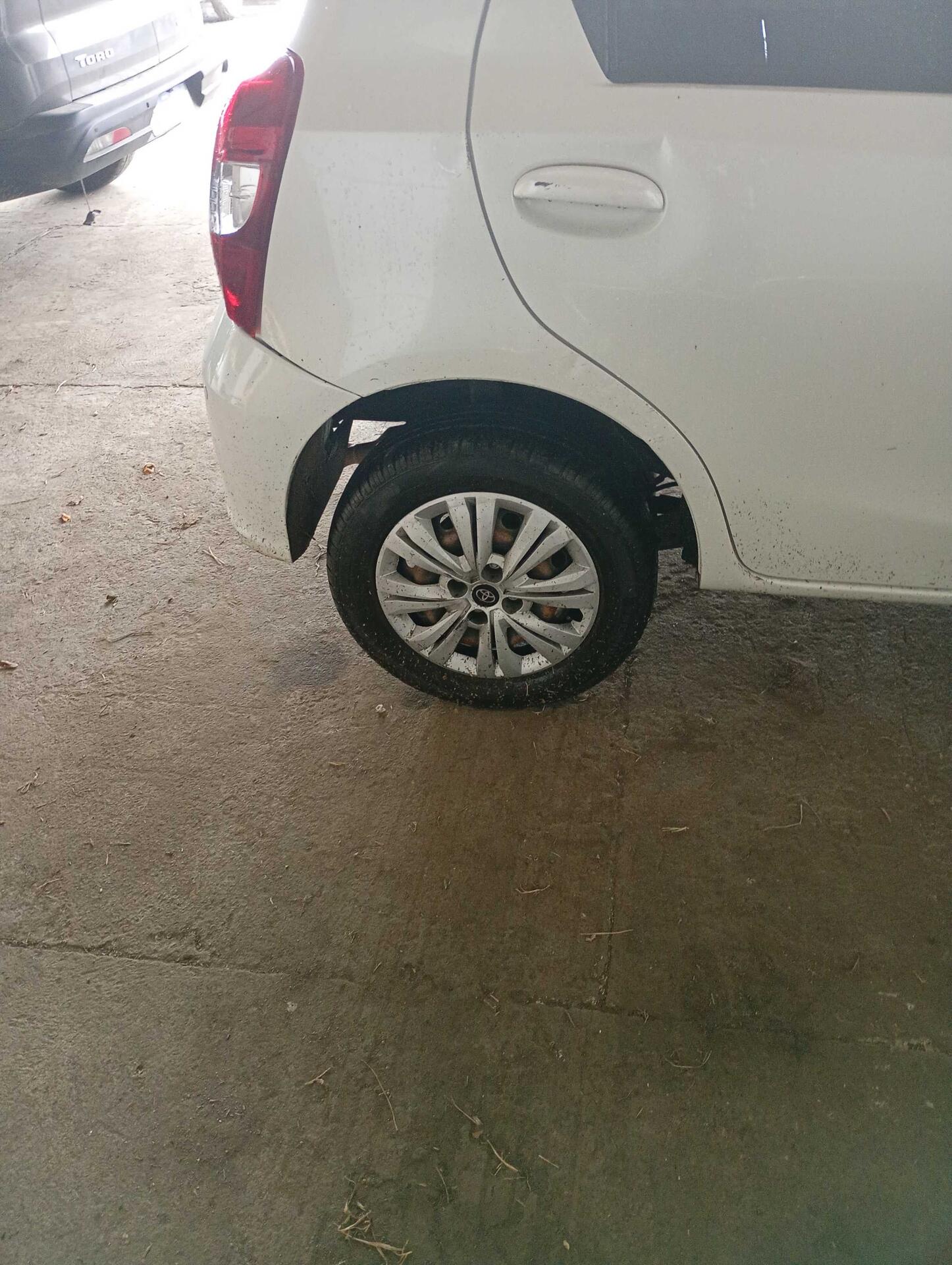 TOYOTA / ETIOS HB X VSC AT 2019/2020 — foto 34 de 40