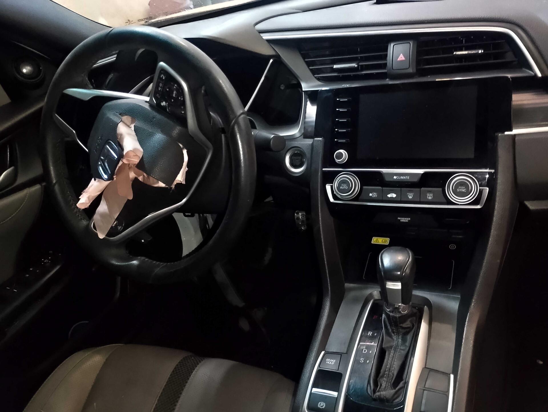 (SUCATA) HONDA / CIVIC SEDAN G10 TOURING 1.5 TURBO 16 GASOLINA 2020/2021 — foto 22 de 28