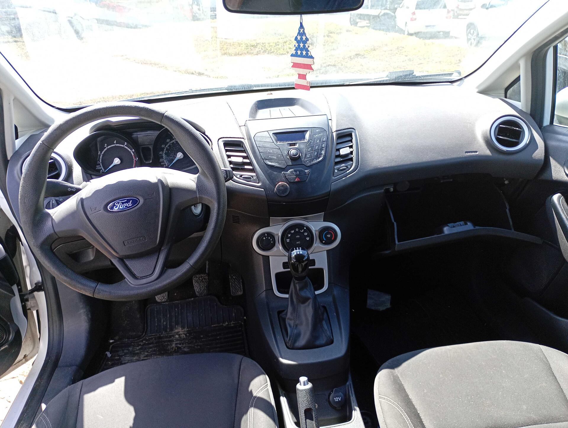 FORD / FIESTA 16SE 2016/2017 — foto 31 de 40