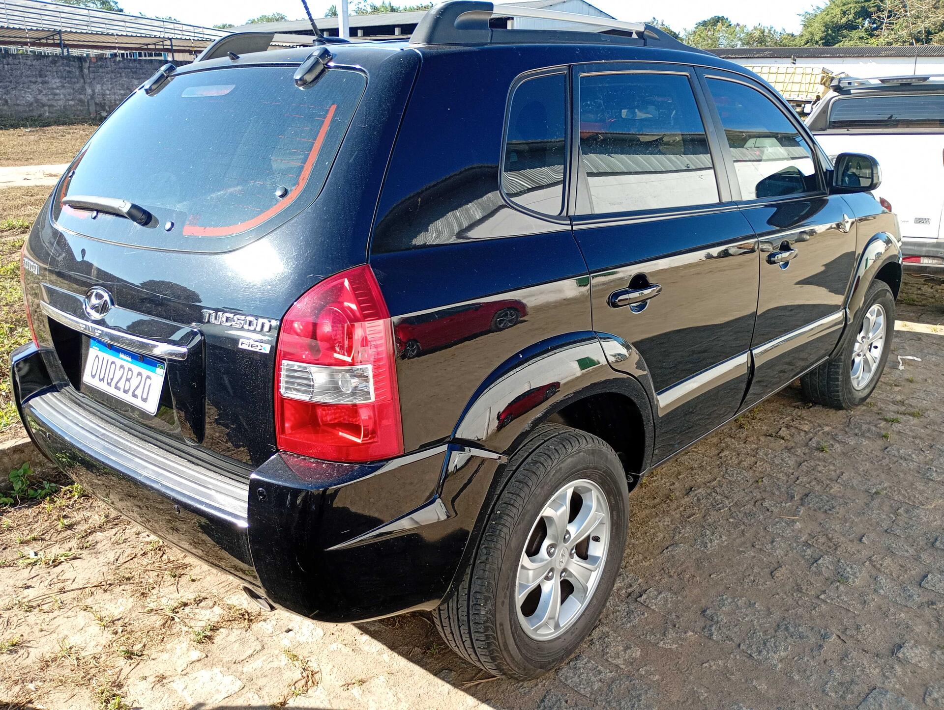 HYUNDAI / TUCSON GLSB FLEX 2013/2014 — foto 33 de 40