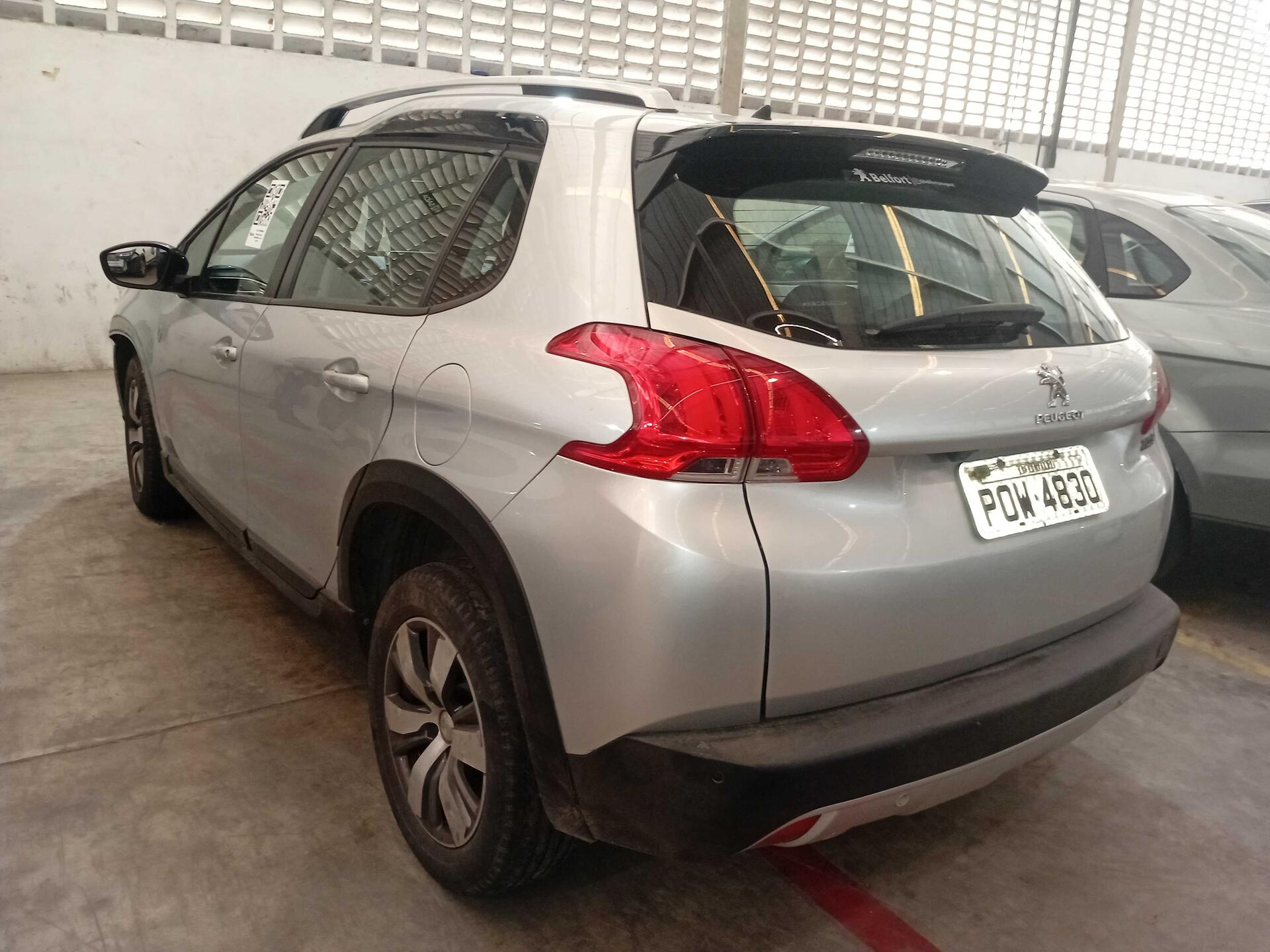 PEUGEOT / 2008 CROSS EAT6 2018/2019 — foto 12 de 40