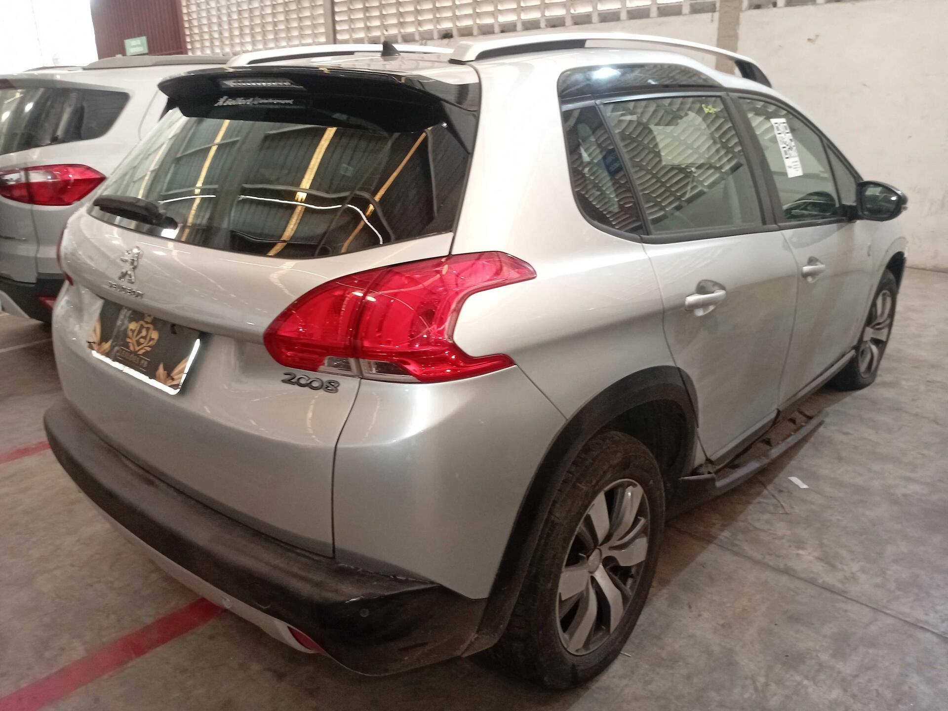 PEUGEOT / 2008 CROSS EAT6 2018/2019 — foto 18 de 40