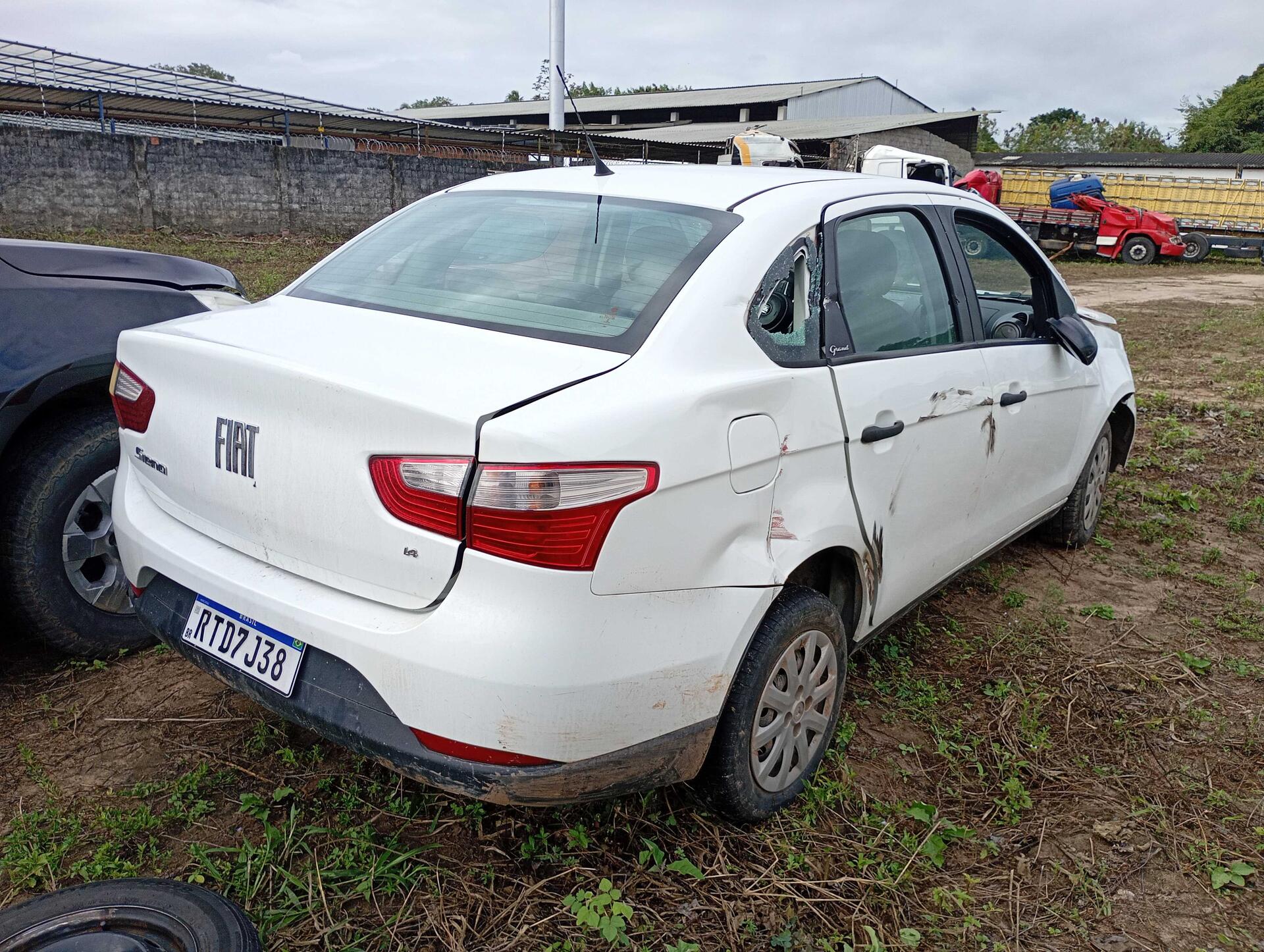 FIAT / GRAND SIENA 1.4 EVO FLEX 8V 4P 2021/2021 — foto 25 de 40