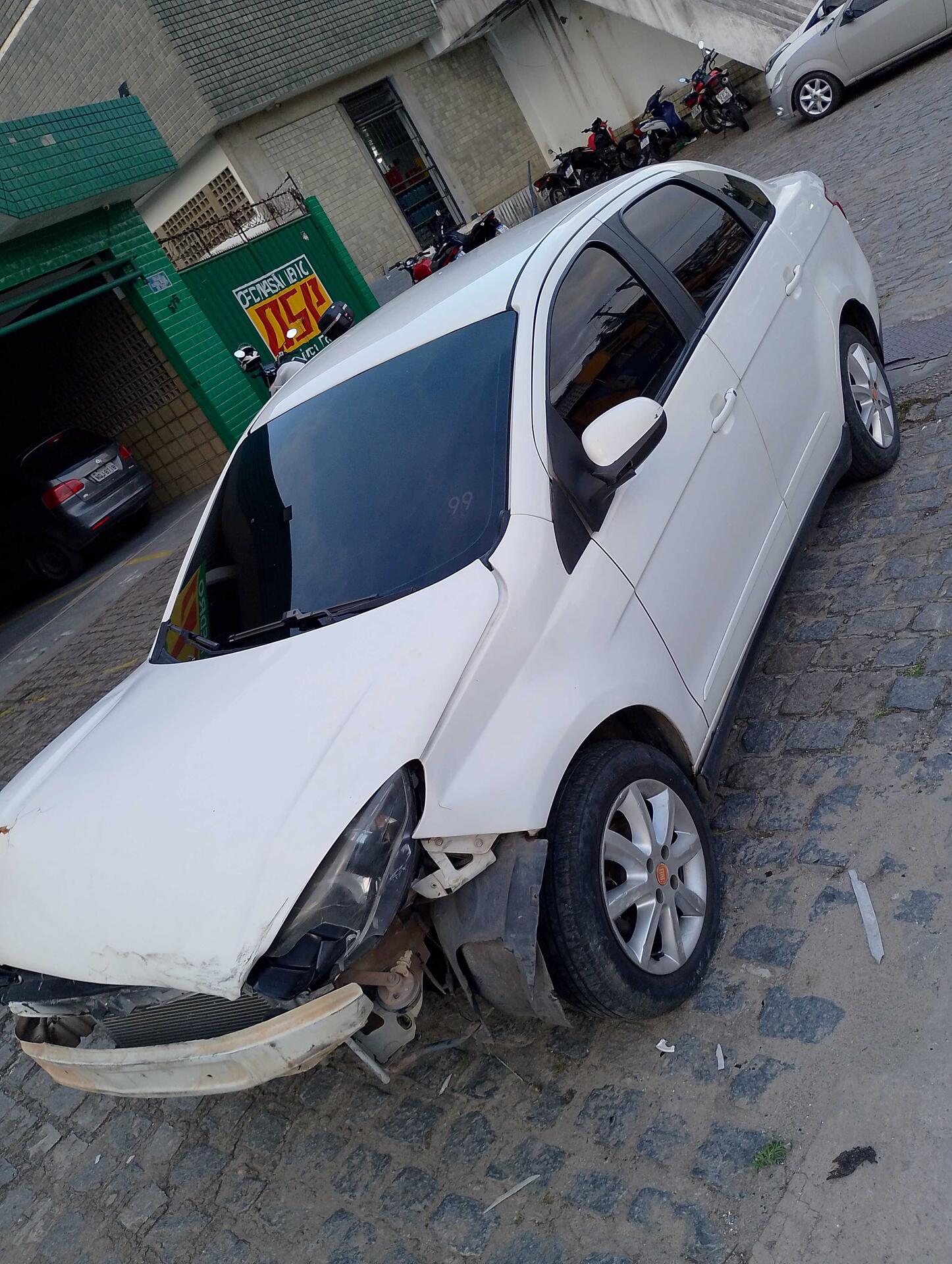 FIAT / SIENA ATTRACTIV 1.4 FLEX 2012/2013 — foto 3 de 38