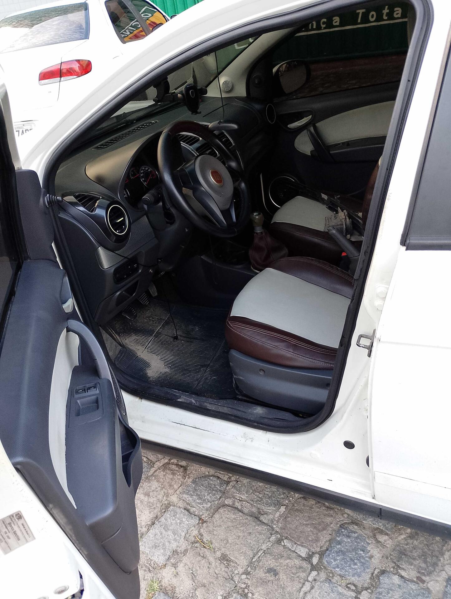 FIAT / SIENA ATTRACTIV 1.4 FLEX 2012/2013 — foto 11 de 38