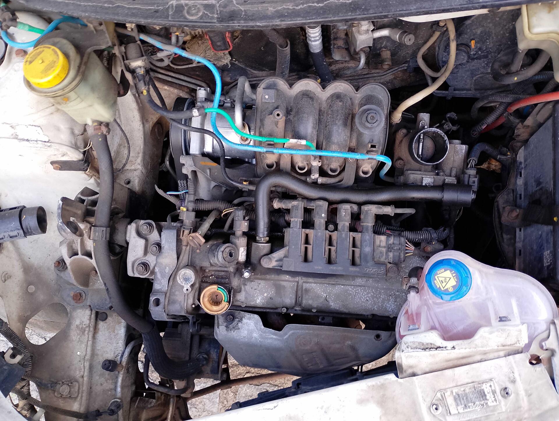 FIAT / SIENA ATTRACTIV 1.4 FLEX 2012/2013 — foto 14 de 38