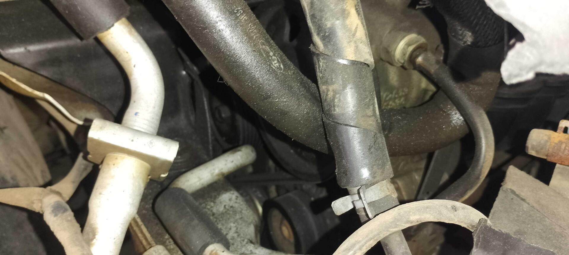 FORD / FIESTA 1.0 8V FLEX 5P 2013/2013 — foto 12 de 40