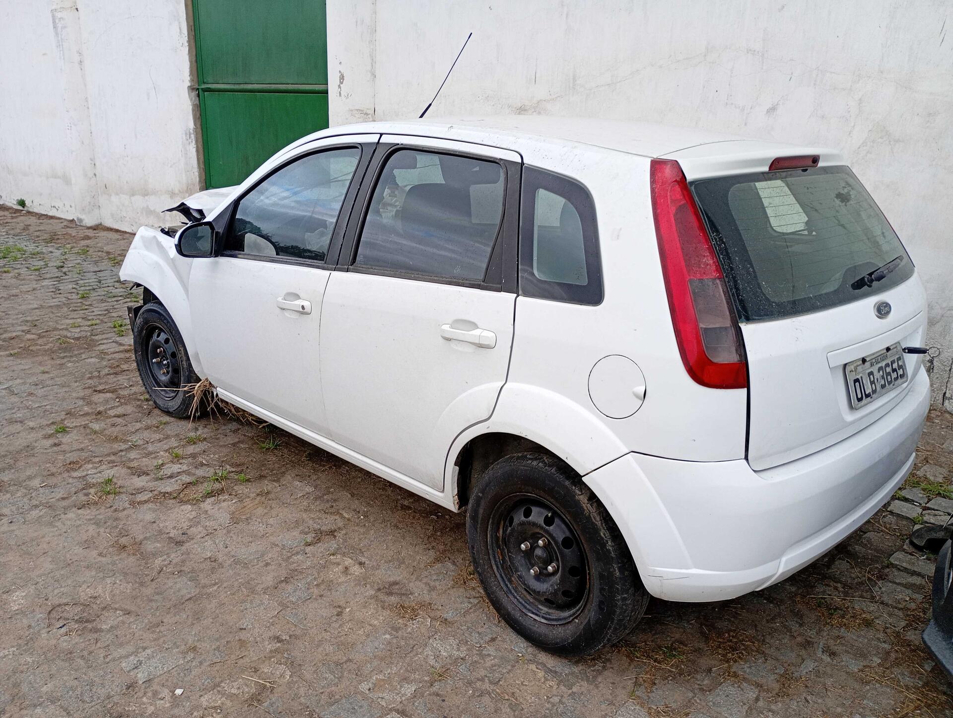 FORD / FIESTA 1.0 8V FLEX 5P 2013/2013 — foto 20 de 40